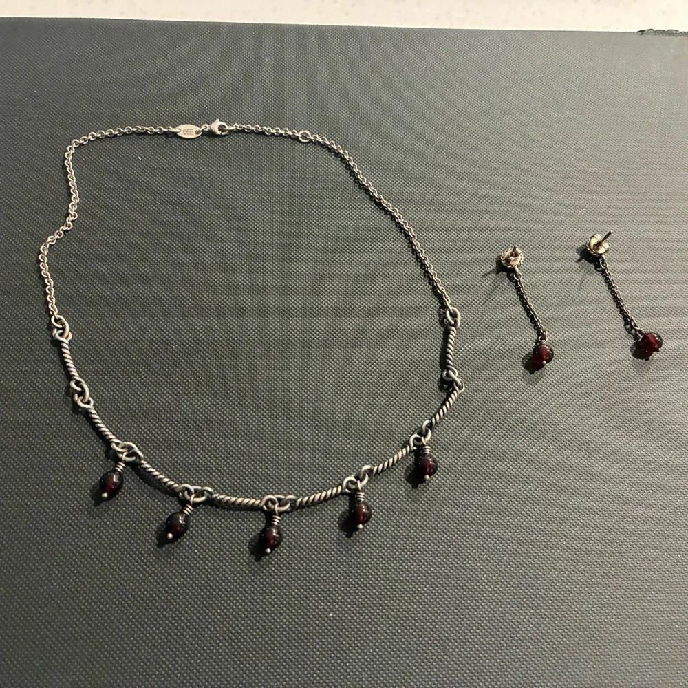 Rare Retired James Avery Garnet Necklace and Earring Set - Picture 1 of 8